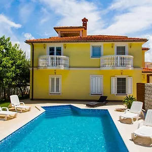 https://valbandon-apartments.in-istria.net